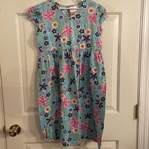 Hanna Andersson Size 140 (US 10) dress with cap sleeves.